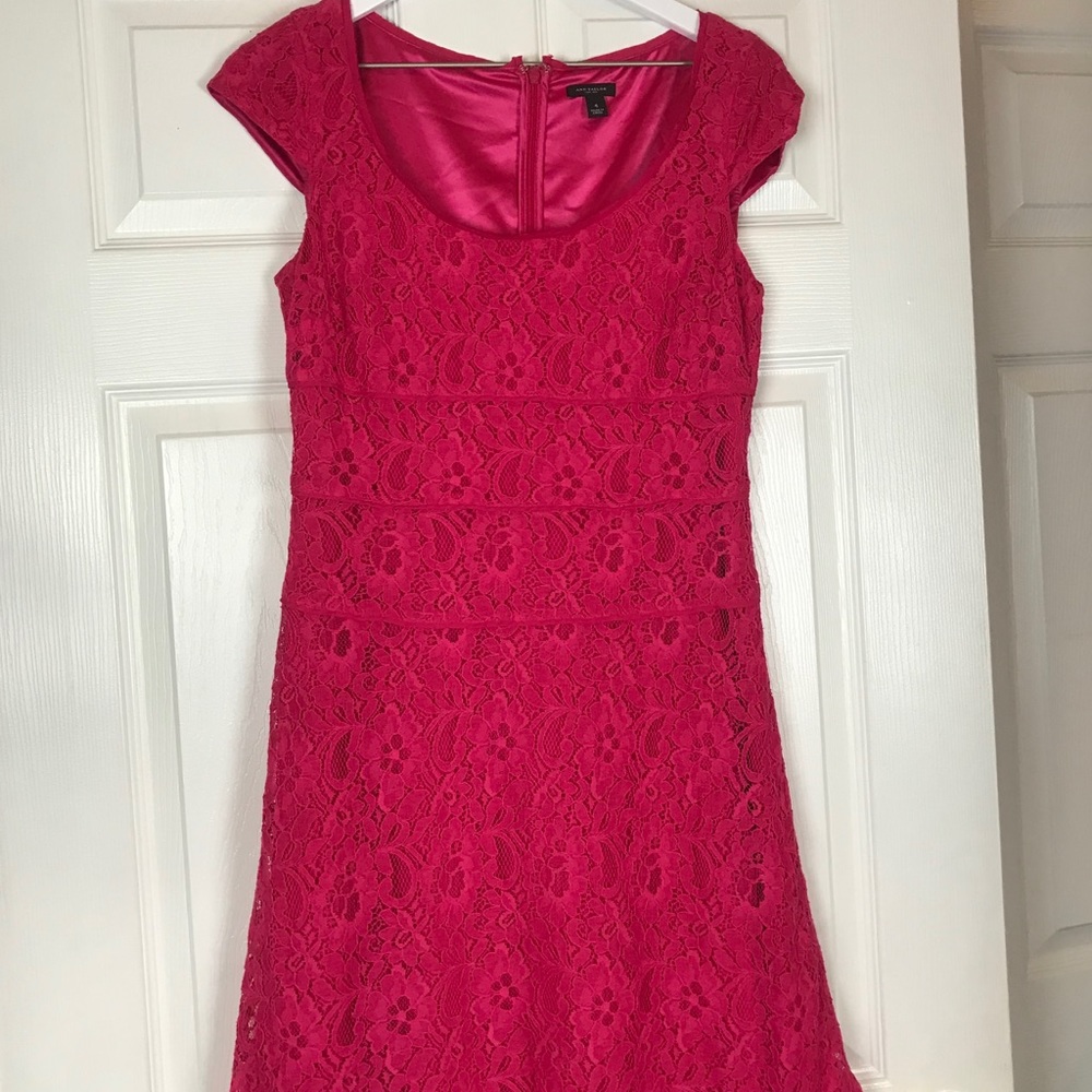 Ann Taylor Pink lace dress with cap sleeves Size 4